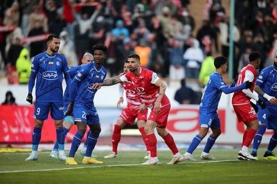 رقابت استقلال و پرسپولیس در لیگ بیست و چهارم