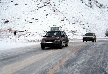  جاده‌ های ۱۸ استان ایران برفی و بارانی است 